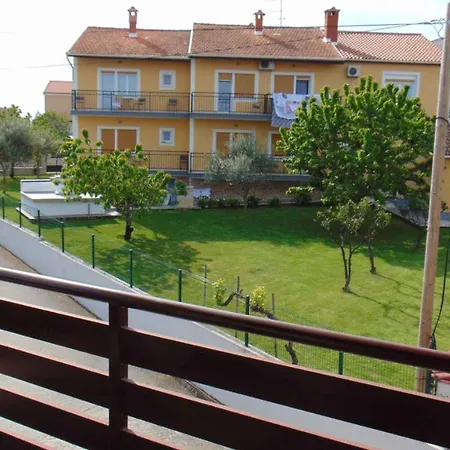 In Rovinj/istrien 11703 Apartment *